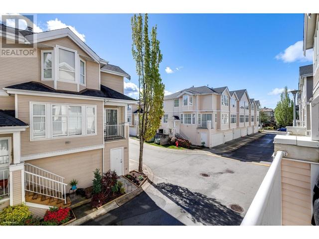 77 - 22888 Windsor Crt, House attached with 3 bedrooms, 3 bathrooms and 1 parking in Richmond BC | Image 15