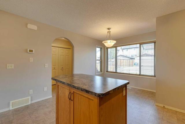 190 Sunset Hts, House detached with 3 bedrooms, 2 bathrooms and 2 parking in Cochrane AB | Image 17