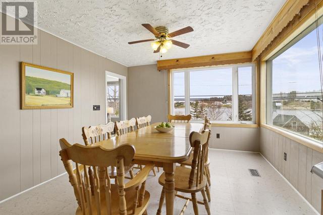 11969 Peggys Cove Rd, House detached with 4 bedrooms, 1 bathrooms and null parking in Halifax NS | Image 18