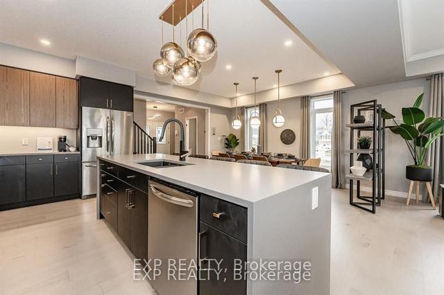 300 Grange Rd, House detached with 4 bedrooms, 4 bathrooms and 2 parking in Guelph ON | Image 18