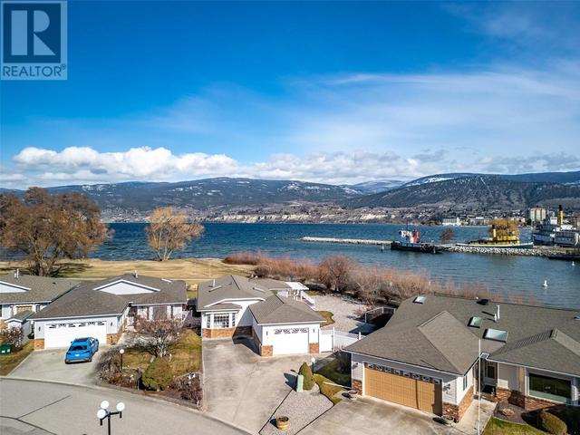 45 Kingfisher Drive, House detached with 2 bedrooms, 2 bathrooms and 1 parking in Penticton 1 BC | Image 11