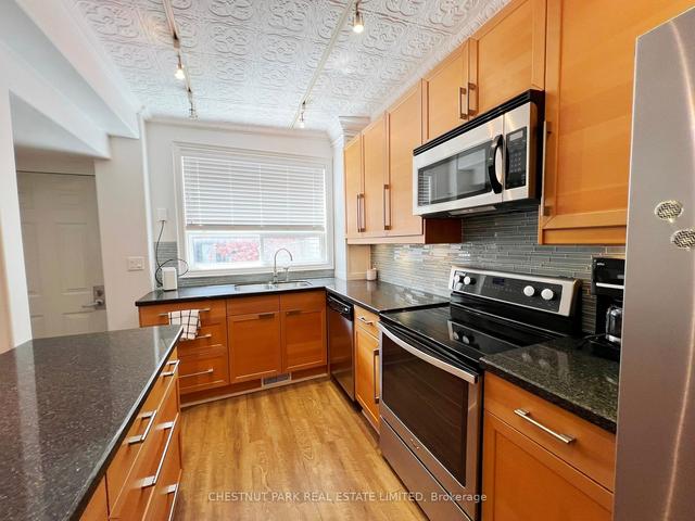 145 Wolseley St, House attached with 2 bedrooms, 3 bathrooms and 0 parking in Toronto ON | Image 3