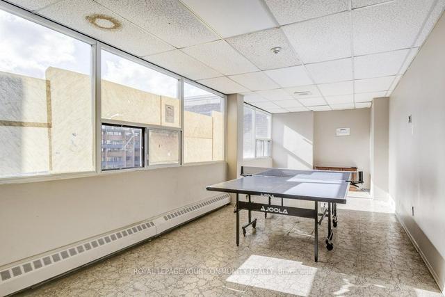 720 - 2121 Roche Ct, Condo with 3 bedrooms, 2 bathrooms and 1 parking in Mississauga ON | Image 19