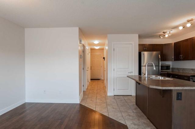 1 - 213 Silkstone Rd W, Home with 3 bedrooms, 2 bathrooms and 2 parking in Lethbridge AB | Image 3