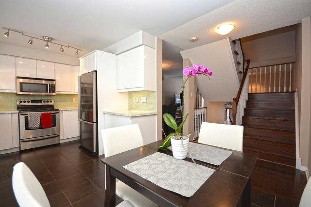 15 - 1480 Britannia Rd W, Townhouse with 3 bedrooms, 2 bathrooms and 1 parking in Mississauga ON | Image 3