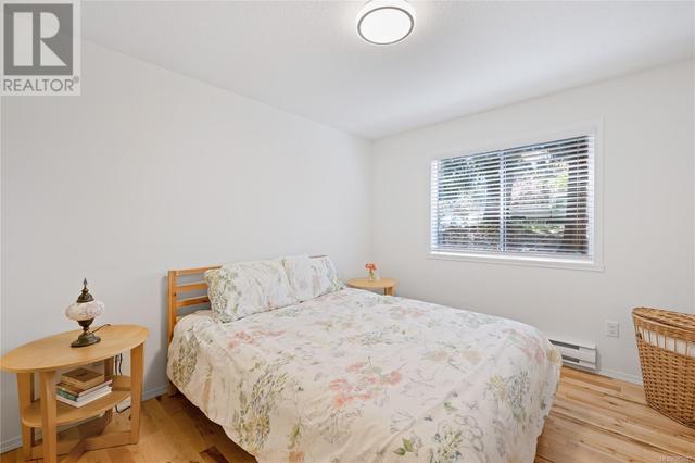 4 - 141 Sixth Ave E, Condo with 2 bedrooms, 2 bathrooms and 1 parking in Qualicum Beach BC | Image 15
