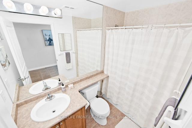 716 - 5 Marine Parade Dr, Condo with 1 bedrooms, 1 bathrooms and 1 parking in Toronto ON | Image 5