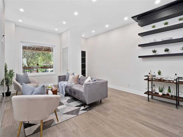 62 Foxley St, House attached with 3 bedrooms, 4 bathrooms and 1 parking in Toronto ON | Image 21