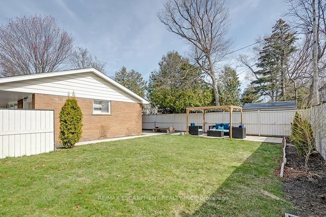 403 Tuck Dr, House detached with 3 bedrooms, 2 bathrooms and 5 parking in Burlington ON | Image 25