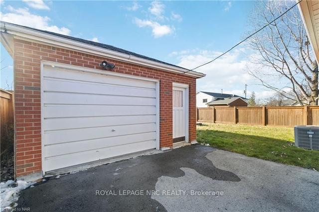19 Ferguson Ave, House detached with 2 bedrooms, 1 bathrooms and 3 parking in Fort Erie ON | Image 28