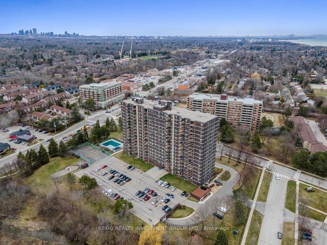 1012 - 966 Inverhouse Dr, Condo with 3 bedrooms, 2 bathrooms and 1 parking in Mississauga ON | Image 12