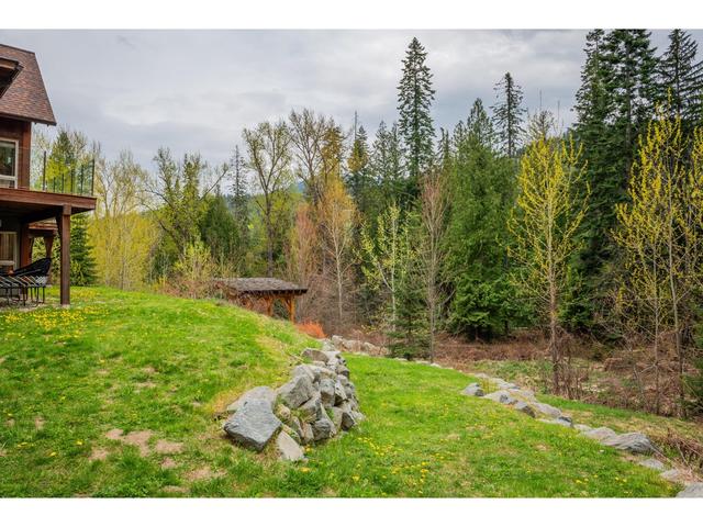 817 White Tail Drive, House detached with 4 bedrooms, 4 bathrooms and null parking in Rossland BC | Image 88