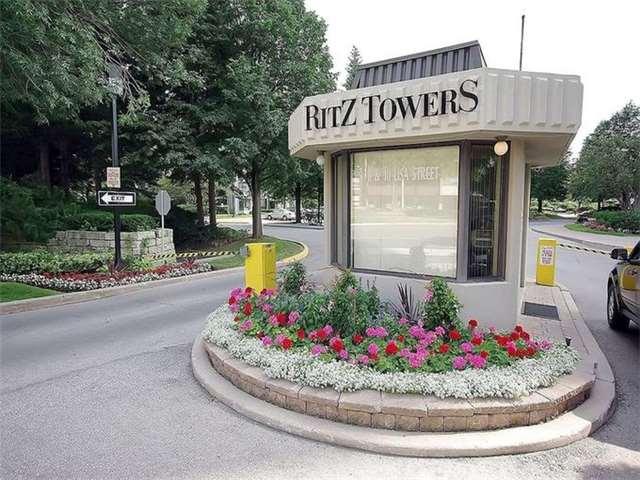 1001 - 8 Lisa St, Condo with 2 bedrooms, 2 bathrooms and 1 parking in Brampton ON | Image 1