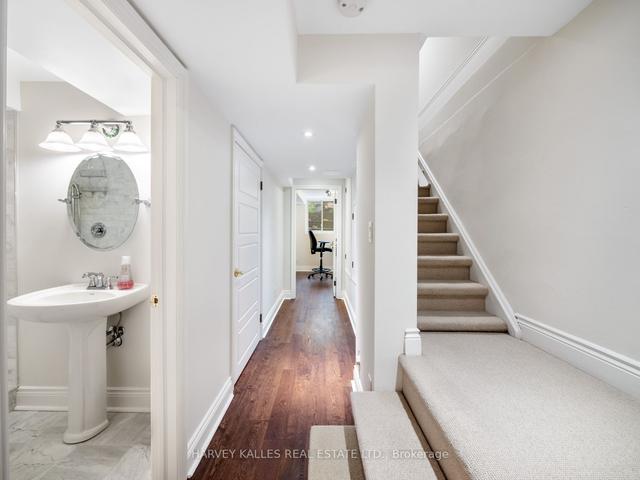197 Albany Ave, House semidetached with 5 bedrooms, 3 bathrooms and 0 parking in Toronto ON | Image 22