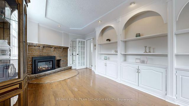 224 Beechgrove Dr, House detached with 4 bedrooms, 2 bathrooms and 6 parking in Toronto ON | Image 15