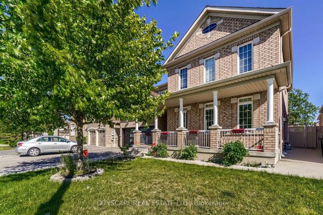 33 Huntspoint Dr, House detached with 4 bedrooms, 4 bathrooms and 3 parking in Brampton ON | Image 12