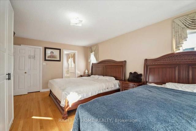 130 Thorndale Rd, House detached with 4 bedrooms, 5 bathrooms and 8 parking in Brampton ON | Image 22