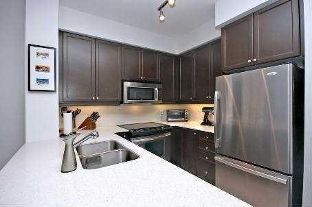 1006 - 20 Bloorview Pl, Condo with 2 bedrooms, 2 bathrooms and 2 parking in Toronto ON | Image 4
