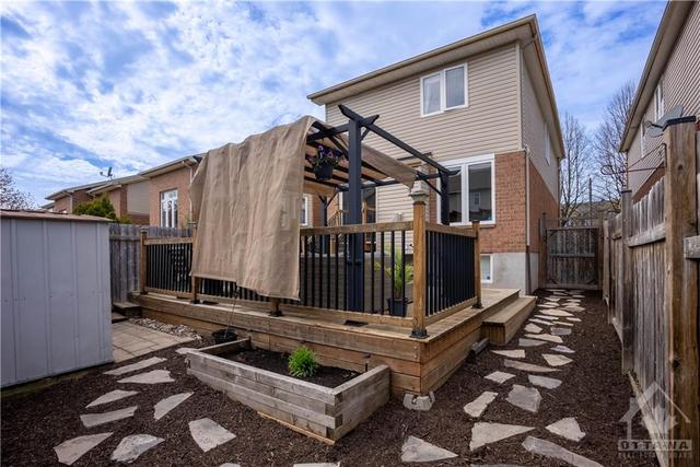 450 Grey Seal Cir, Townhouse with 3 bedrooms, 3 bathrooms and 3 parking in Ottawa ON | Image 30