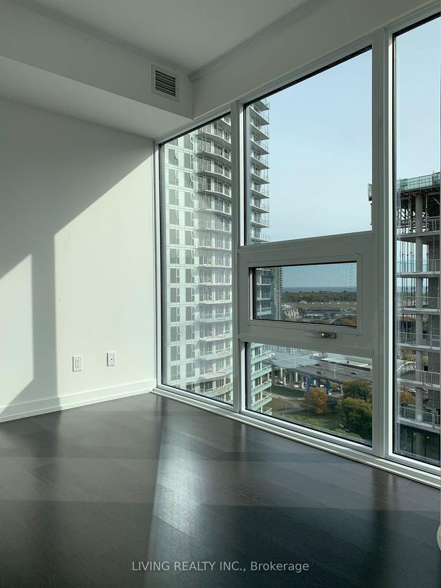 2607 - 19 Western Battery Rd, Condo with 2 bedrooms, 2 bathrooms and 1 parking in Toronto ON | Image 5