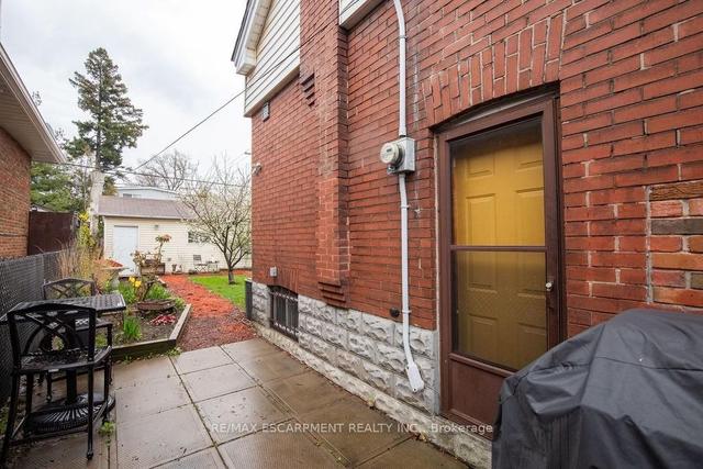 66 Cameron Ave N, House detached with 3 bedrooms, 2 bathrooms and 4 parking in Hamilton ON | Image 29
