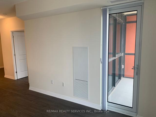 1310 - 50 Thomas Riley Rd, Condo with 1 bedrooms, 1 bathrooms and 1 parking in Toronto ON | Image 5