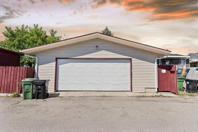 391 Falmere Rd Ne, House detached with 5 bedrooms, 2 bathrooms and 4 parking in Calgary AB | Image 3