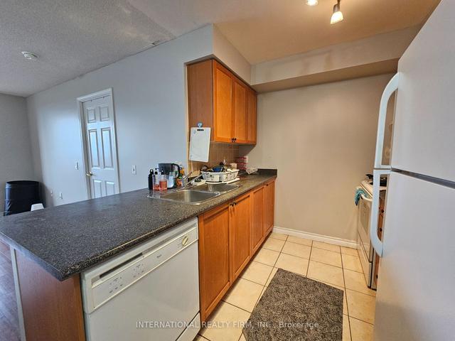 1007 - 55 Strathaven Dr, Condo with 2 bedrooms, 2 bathrooms and 1 parking in Mississauga ON | Image 9