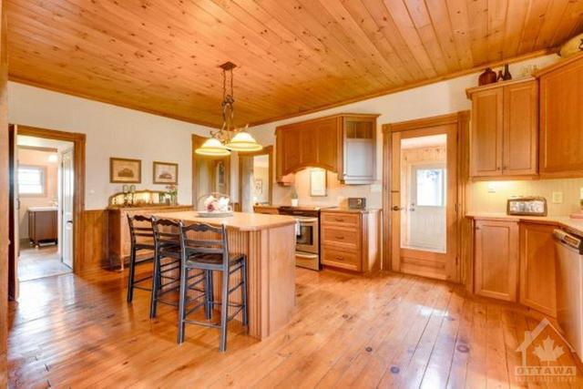 4125 County Rd 43 Road, House detached with 3 bedrooms, 3 bathrooms and 40 parking in North Grenville ON | Image 11