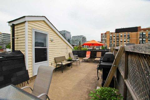 TH98 - 208 Niagara St, Townhouse with 2 bedrooms, 2 bathrooms and 1 parking in Toronto ON | Image 14