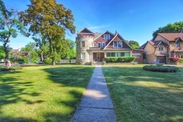 180 Queens Dr, House detached with 7 bedrooms, 7 bathrooms and 17 parking in Toronto ON | Image 14