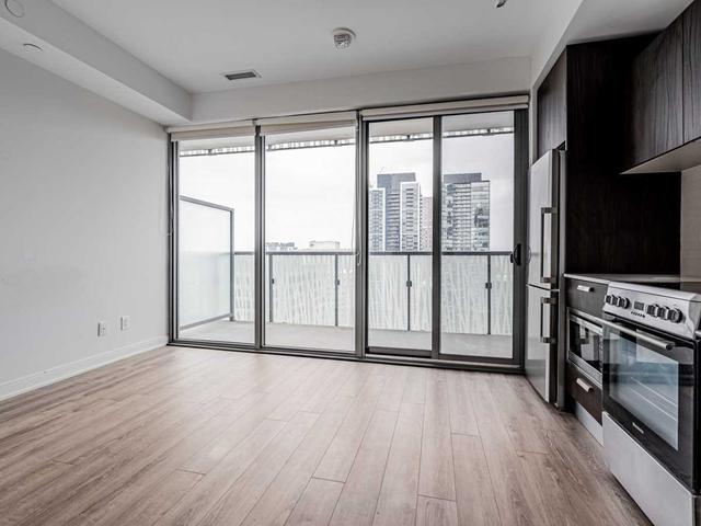 2413 - 50 Charles St E, Condo with 0 bedrooms, 1 bathrooms and 0 parking in Toronto ON | Image 19