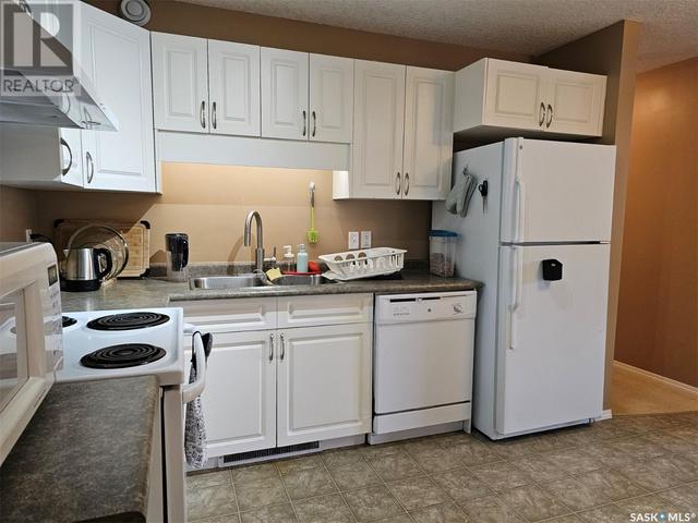 103 - 700 Battleford Trail W, Condo with 2 bedrooms, 1 bathrooms and null parking in Swift Current SK | Image 5