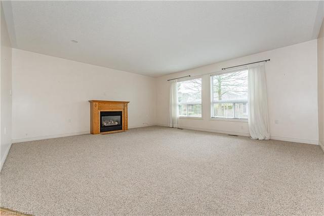 74 White Pine Way, House detached with 2 bedrooms, 2 bathrooms and 2 parking in Guelph ON | Image 31