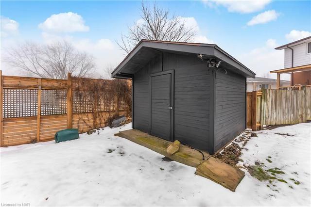 6045 Swayze Drive, House semidetached with 3 bedrooms, 1 bathrooms and 2 parking in Niagara Falls ON | Image 20