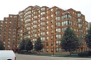 410 - 6 Humberline Dr, Condo with 1 bedrooms, 1 bathrooms and 1 parking in Toronto ON | Image 1