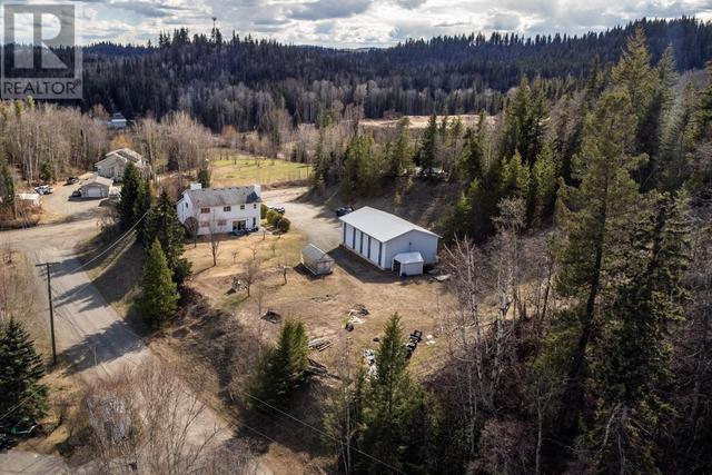 2436 W Knell Rd, House detached with 4 bedrooms, 3 bathrooms and null parking in Prince George BC | Image 6