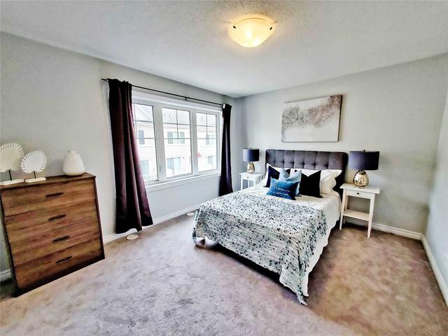 60 - 2500 Hill Rise Crt, Townhouse with 2 bedrooms, 2 bathrooms and 1 parking in Oshawa ON | Image 4