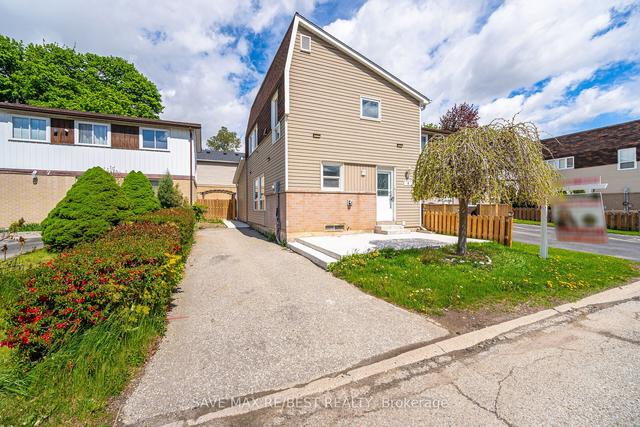 6 Hawkins Ct, House detached with 3 bedrooms, 2 bathrooms and 3 parking in Brampton ON | Image 12