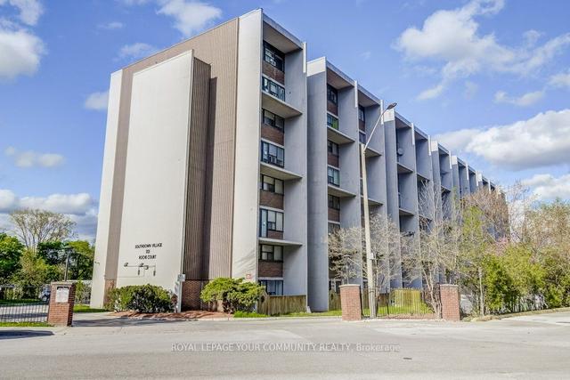 720 - 2121 Roche Ct, Condo with 3 bedrooms, 2 bathrooms and 1 parking in Mississauga ON | Image 1