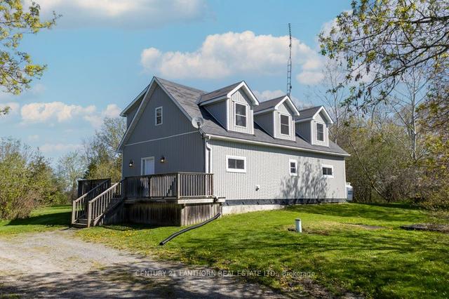 986 Black Rd, House detached with 3 bedrooms, 2 bathrooms and 7 parking in Prince Edward County ON | Image 23