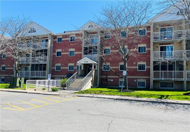 107 - 316 Kingsdale Ave, House attached with 2 bedrooms, 1 bathrooms and 1 parking in Kingston ON | Image 1
