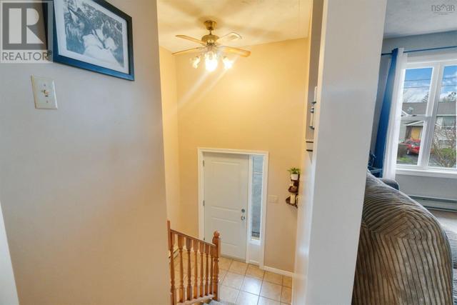 23 Kindling Cres, House semidetached with 3 bedrooms, 1 bathrooms and null parking in Halifax NS | Image 3