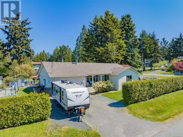 7536 Andrea Cres, House detached with 3 bedrooms, 3 bathrooms and 6 parking in Lantzville BC | Image 4