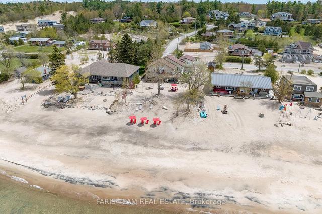 1078 Tiny Beaches Rd S, House detached with 4 bedrooms, 3 bathrooms and 6 parking in Tiny ON | Image 30