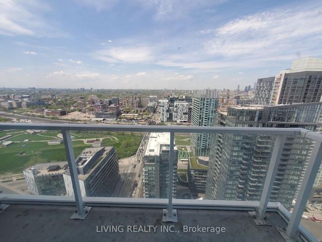 4005 - 19 Bathurst St, Condo with 1 bedrooms, 1 bathrooms and 0 parking in Toronto ON | Image 13