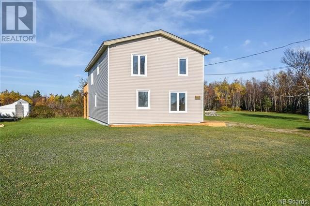965 Chiasson, House detached with 5 bedrooms, 2 bathrooms and null parking in Shippagan P NB | Image 2