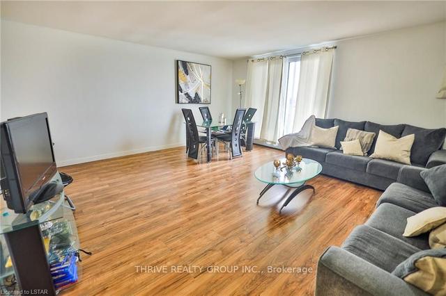1004 - 573 Mornington Ave, Condo with 2 bedrooms, 1 bathrooms and 1 parking in London ON | Image 2