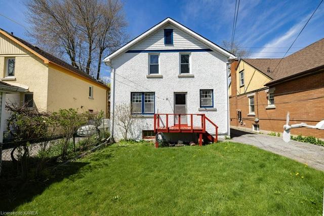 301 Victoria St, House detached with 3 bedrooms, 1 bathrooms and 4 parking in Kingston ON | Image 32