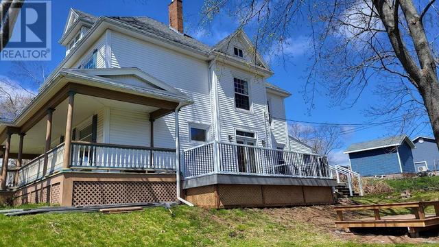 36 Pleasant St, House detached with 4 bedrooms, 2 bathrooms and null parking in Pictou NS | Image 27